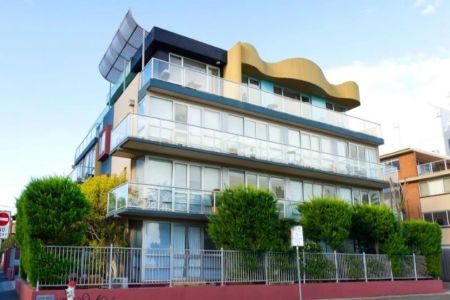 Unit 17/4 Alfred Square, St Kilda. - Photo 4