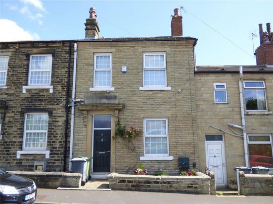 2 bedroom terraced house to rent - Photo 1
