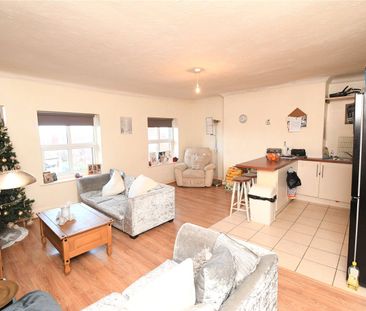 Victoria Road, CH45 9LB, Wallasey - Photo 2