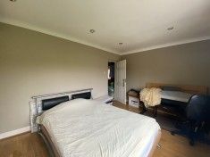 1 bed Mid Terraced House for Rent - Photo 1