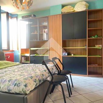 Monolocale in affitto - Photo 1
