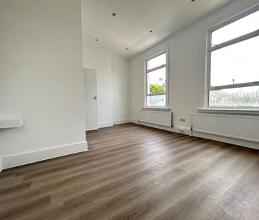 Dagnall Park, Croydon, SE25 6 - Photo 3