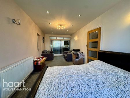 5 bedroom detached house to rent - Photo 3