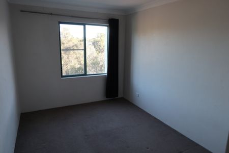 Alexandria - Photo 3