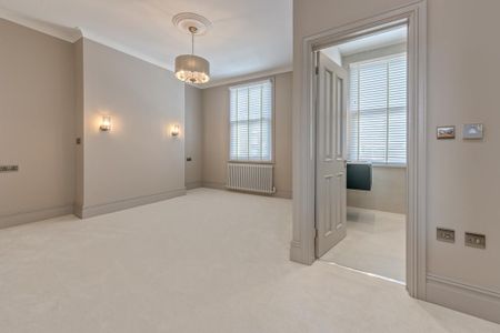 4 bedroom terraced house to rent - Photo 2