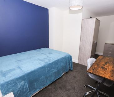 5 bedroom House To Let Total Size: 1098 SQ FT - Photo 5