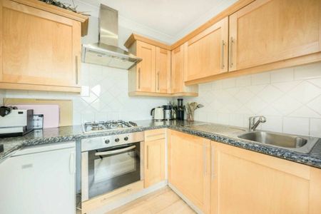 Nevern Square, Earls Court, SW5 - Photo 4