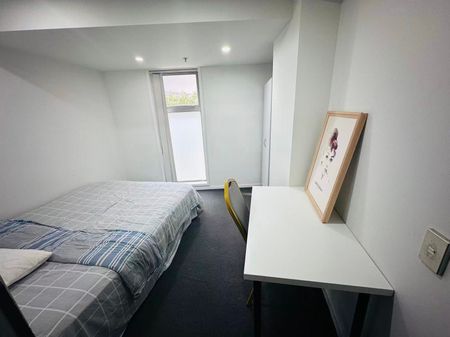 Lovely Home - Photo 2