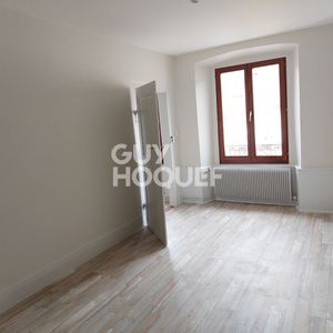 Location : appartement 3 pièces rénové avec balcon - Photo 2