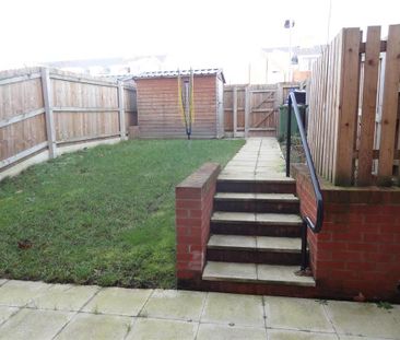 3 bedroom terraced house to rent - Photo 6