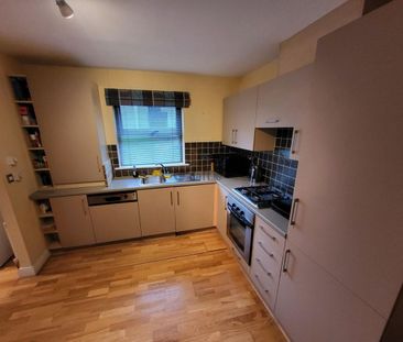 Apartment to rent in Cork, Blarney - Photo 4