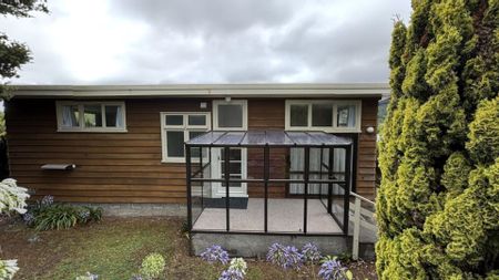 Raumati South - 2 Bedrooms - Photo 3