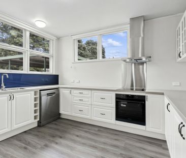 8 Sydney Avenue, Forrest ACT, Belconnen - Photo 6