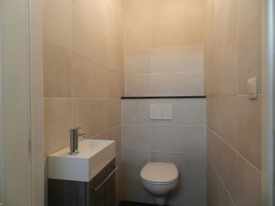 Recente halfopen bebouwing met drie ruime slaapkamers - Foto 1