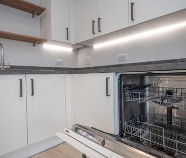 2 bedroom apartment to rent - Photo 6