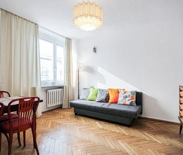 Warszawa, Śródmieście, Senatorska - Zdjęcie 2