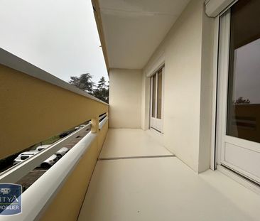 Location Appartement 1 pièce 26m² ST ETIENNE 42000 - Photo 1