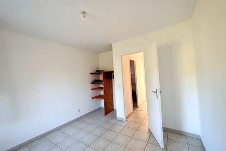 Location villa 4 pièces, 69.87m², Aigues-Vives - Photo 4
