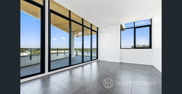 Luxurious And Presidential Apartment In A Blue Ribbon Location - Photo 1