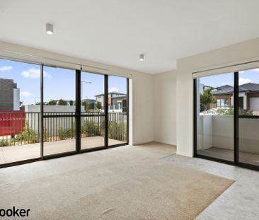 Stylish and modern 1-bedroom apartment - Photo 5