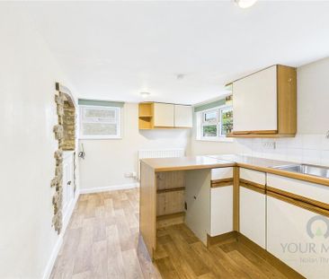 2 bedroom end of terrace house to rent - Photo 6