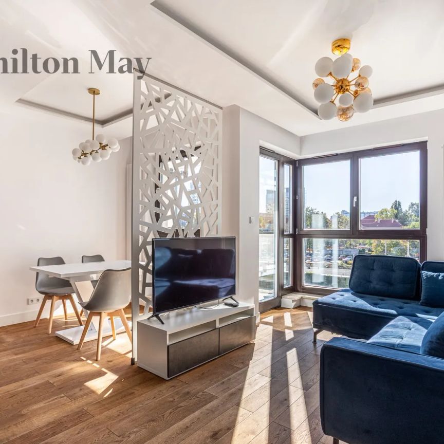 Ciche mieskzanie przy metrze - Фото 1