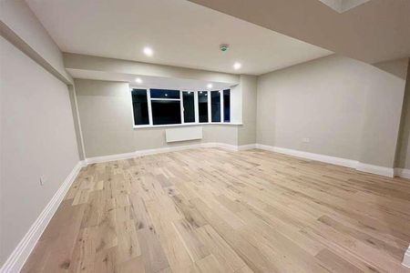 Bournemouth, BH1 - Photo 2