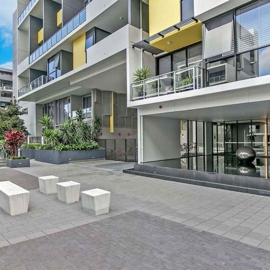 Stunning Two Bedroom + Two Bathroom + One Carspace within 'Emerald Park' - Photo 1