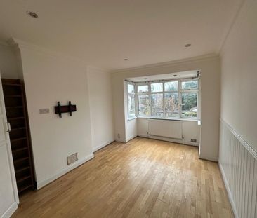 5 Bed End Terrace, Lakehall Gardens, CR7 - Photo 3