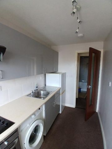 1 bedroom flat to rent - Photo 4