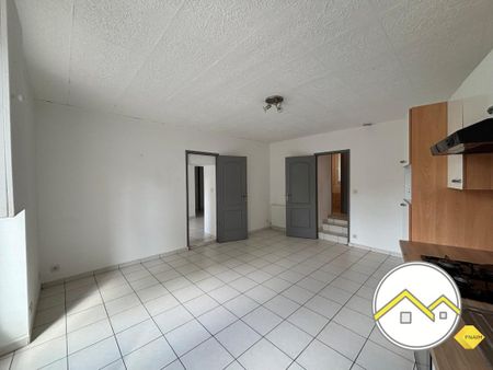 Location Maison 2 pièces 58m² CHATEAUBRIANT 44110 - Photo 2