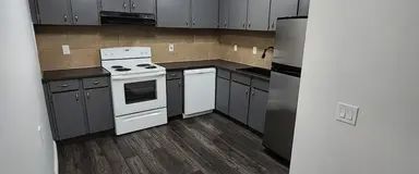 Cozy 1 bedroom apartment close to 17th and Marda Loop | 105 - 1633 26 Avenue Southwest, Calgary - Photo 1