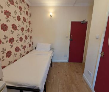 3 bedroom property to rent - Photo 4