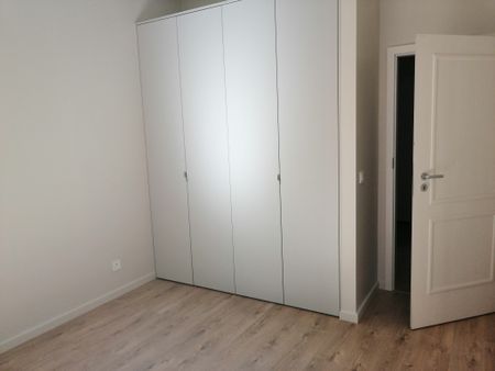 Location Appartement 3 pièces 65m² NICE 06000 - Photo 3