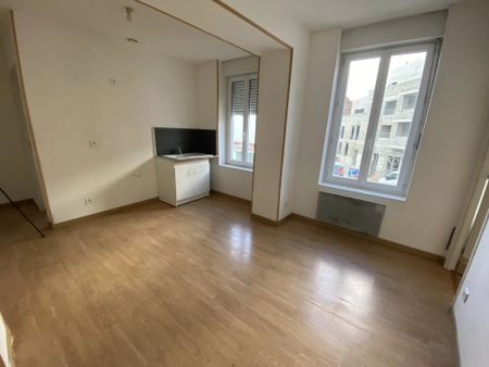 Location Appartement 2 pièces 32 m2 à Saint-Quentin - Photo 2