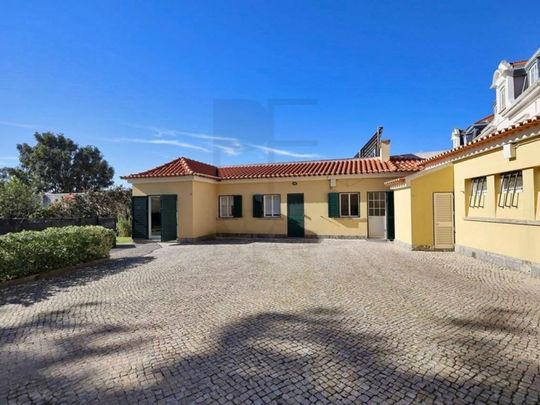 7 room luxury House for rent in Parede, Cascais e Estoril, Cascais, Lisbon - Photo 1