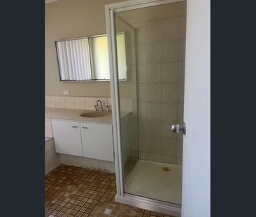 82 Peppercorn Parade, Epping, Vic 3076 - Photo 4