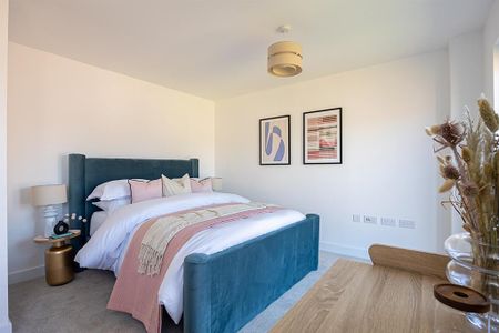 2 bedroom semi-detached house to rent - Photo 4