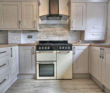 2 bedroom end of terrace house to rent - Photo 6