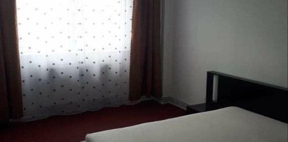 Inchiriere apartament 2 camere zona Sagului - Fotografie 2