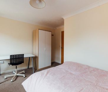 4 bedroom house to rent - Photo 3