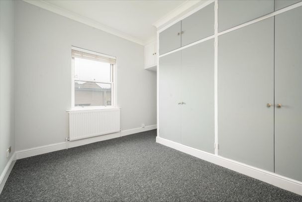3 bed house to rent in Princes Avenue, Finchley, N3 2 - Photo 1