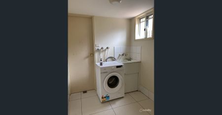 Modern Comfort Meets Tropical Tranquillity in This Stunning 3‑Bedroom Home - Photo 4