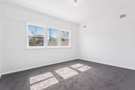 60 Gollan Avenue, Oatlands - Photo 3