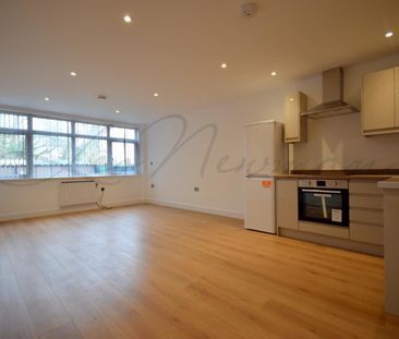 Coronation Road, Basingstoke, RG21 - Photo 1