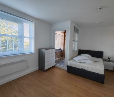 Studio Flat, Mount Pleasant Lane, E5 - Photo 2