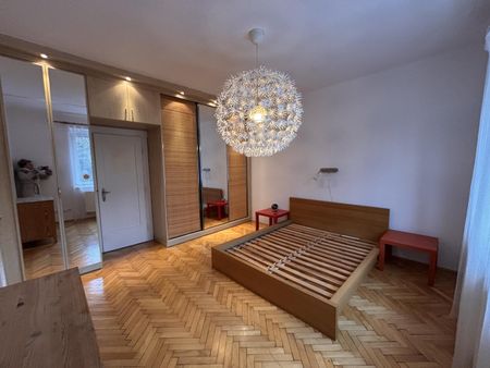 Pronájem bytu 3+1 120 m² - Fotografie 4