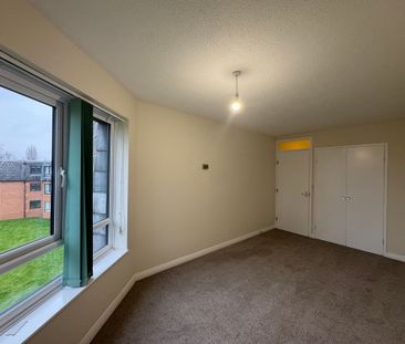 1 bed flat to rent in French Weir Close, Taunton, TA1 - Photo 4