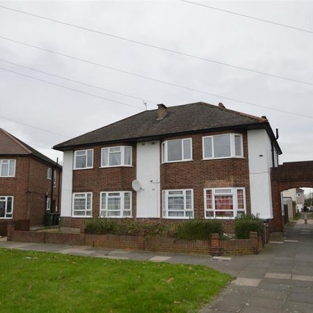 2 bedroom maisonette to rent - Photo 4