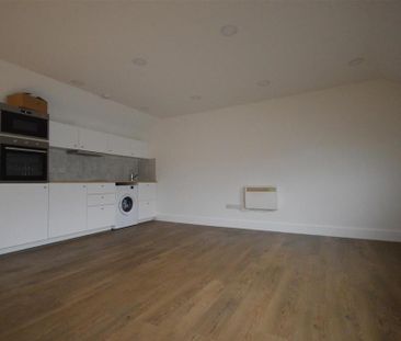 1 bedroom maisonette to rent - Photo 6